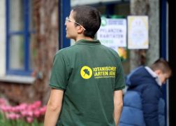Ostereiersuche Im Botanischen Garten In Jena 07